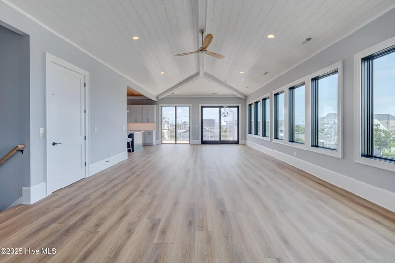 107 Raleigh Avenue, Surf City, North Carolina, United States. - Photo 14