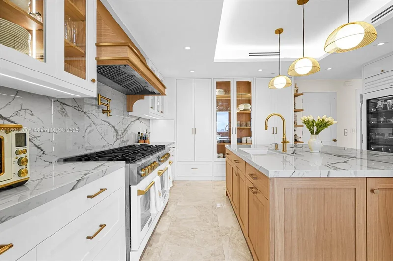 3501 N Ocean Drive, Hollywood, Florida, United States. - Photo 25