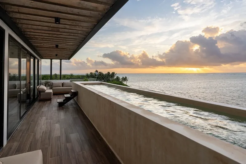 Puerto Morelos, Caracol, Quintana Roo, Mexico. - Photo 17