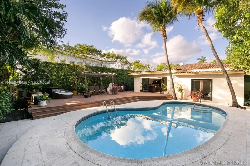 114 2nd Dilido Ter, Miami Beach, Florida, United States. - Photo 30