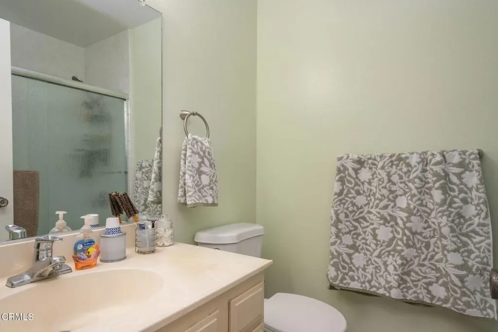 550 Holly Avenue, Oxnard, CA 93036, Oxnard, California, United States. - Photo 2
