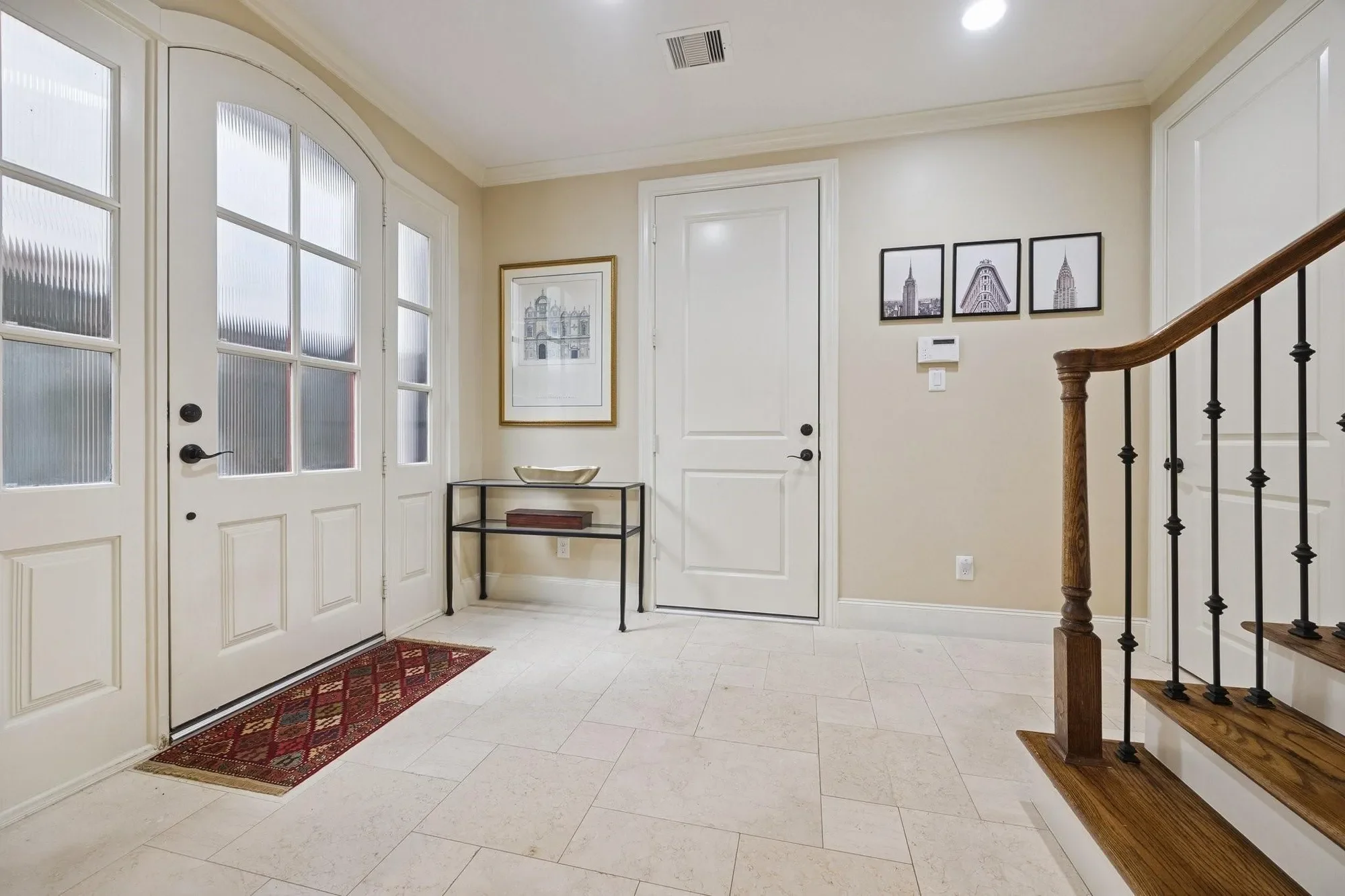 1305 W Bell Street, Houston, Texas, United States. - Photo 2