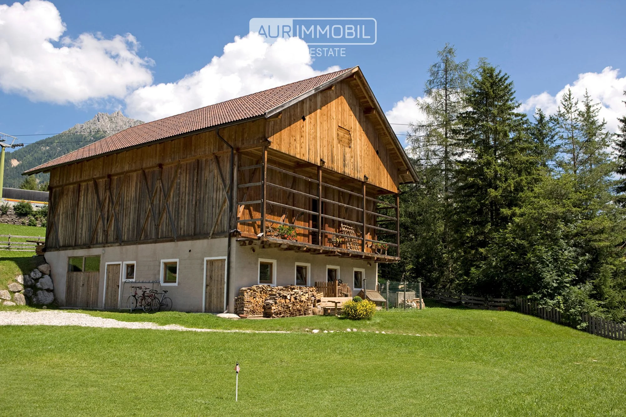 Exterior photo 11