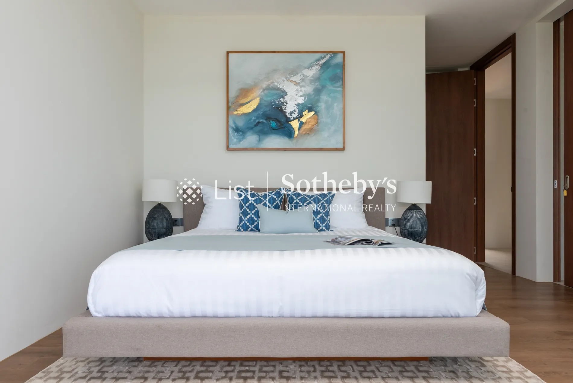 Gallery photo 10