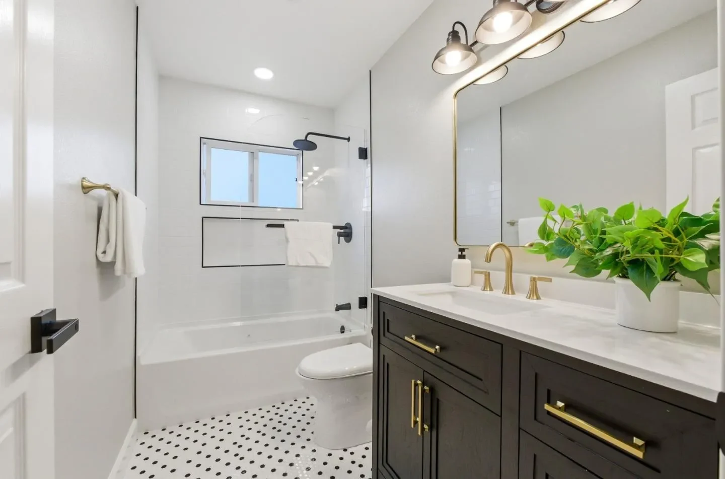 668 Potomac Court, San Jose, California, United States. - Photo 9