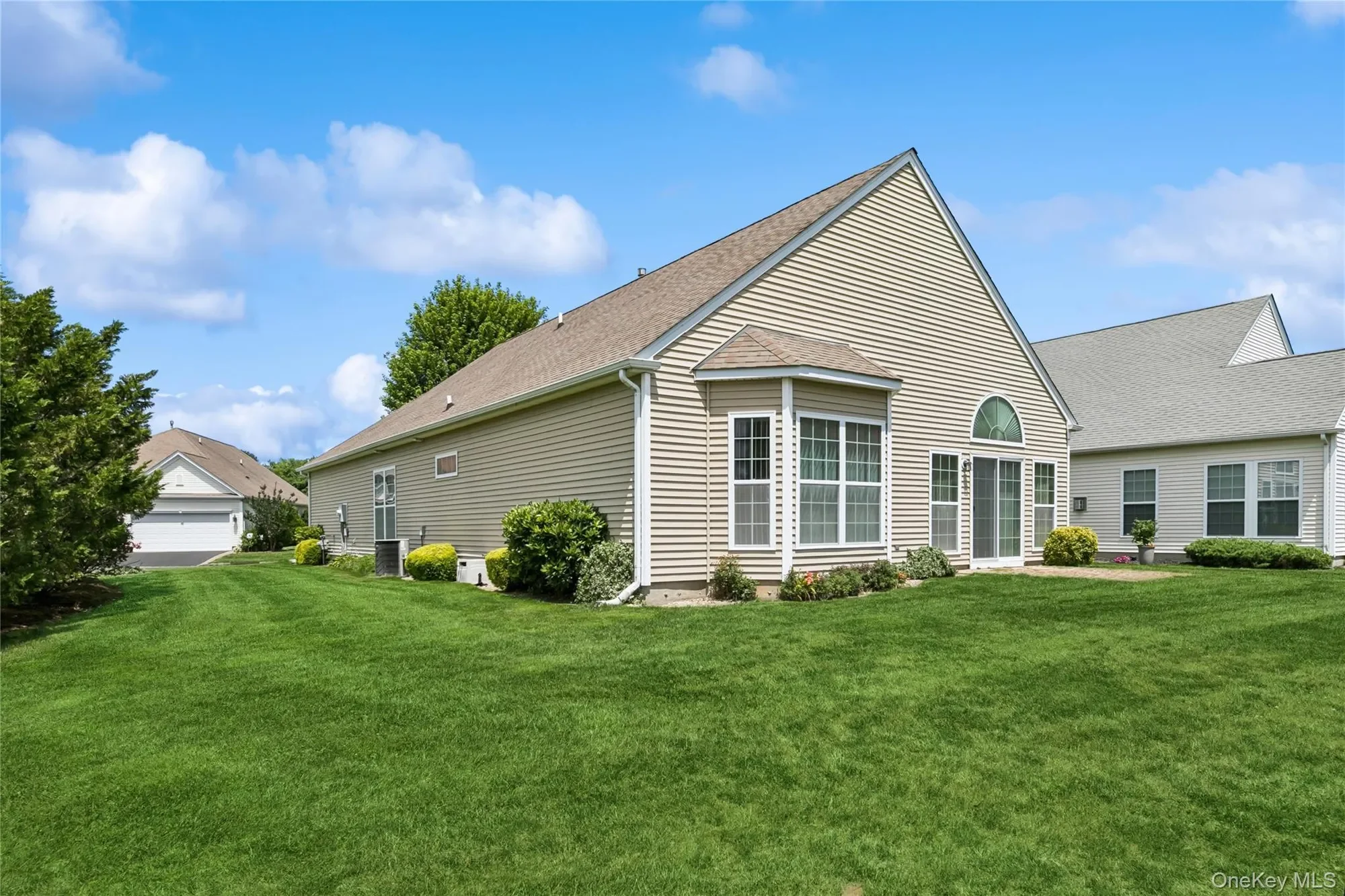 109 Louden Loop, Mount Sinai, New York, United States. - Photo 33