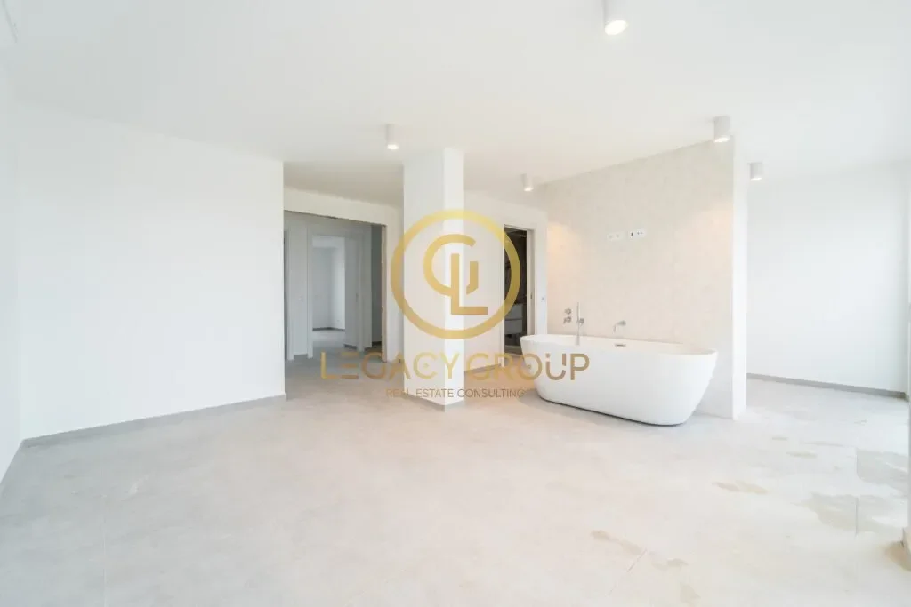 Gallery photo 5
