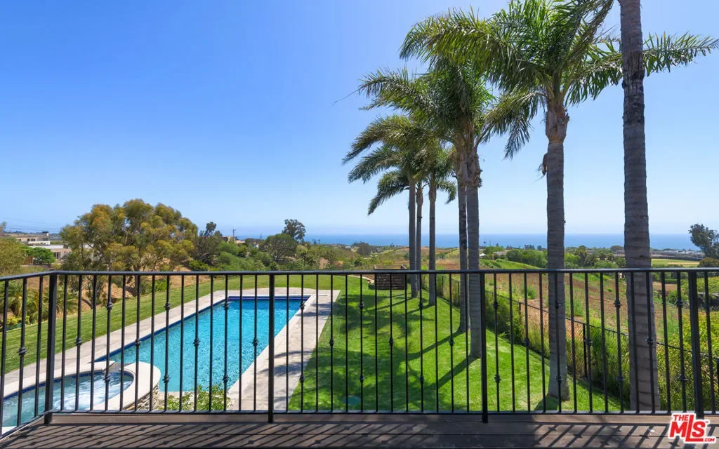 29660 Harvester Road, Malibu, California, United States. - Photo 16