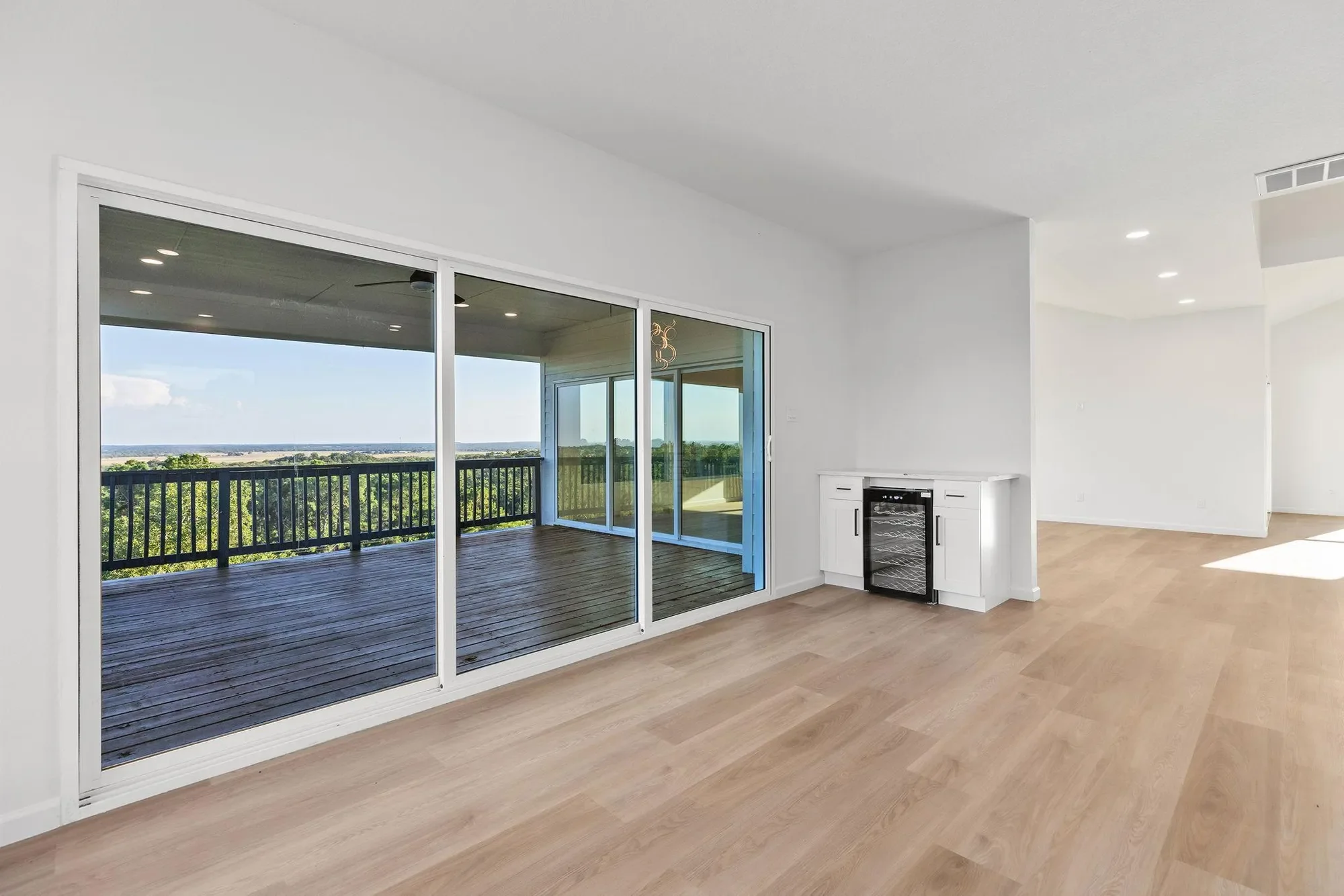 108 Koolua DR, Bastrop, Texas, United States. - Photo 15