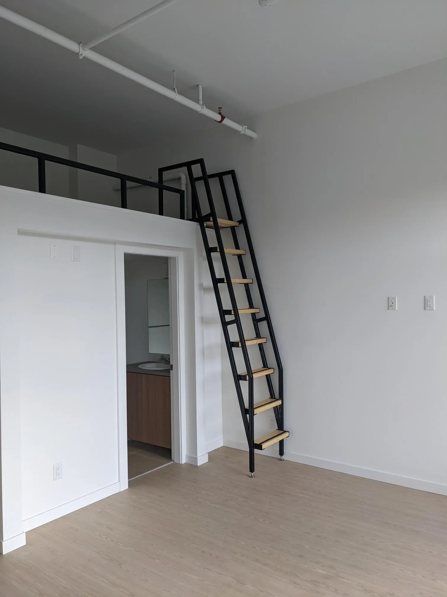 39771 Government Road 101, Squamish, British Columbia, Canada. - Photo 10