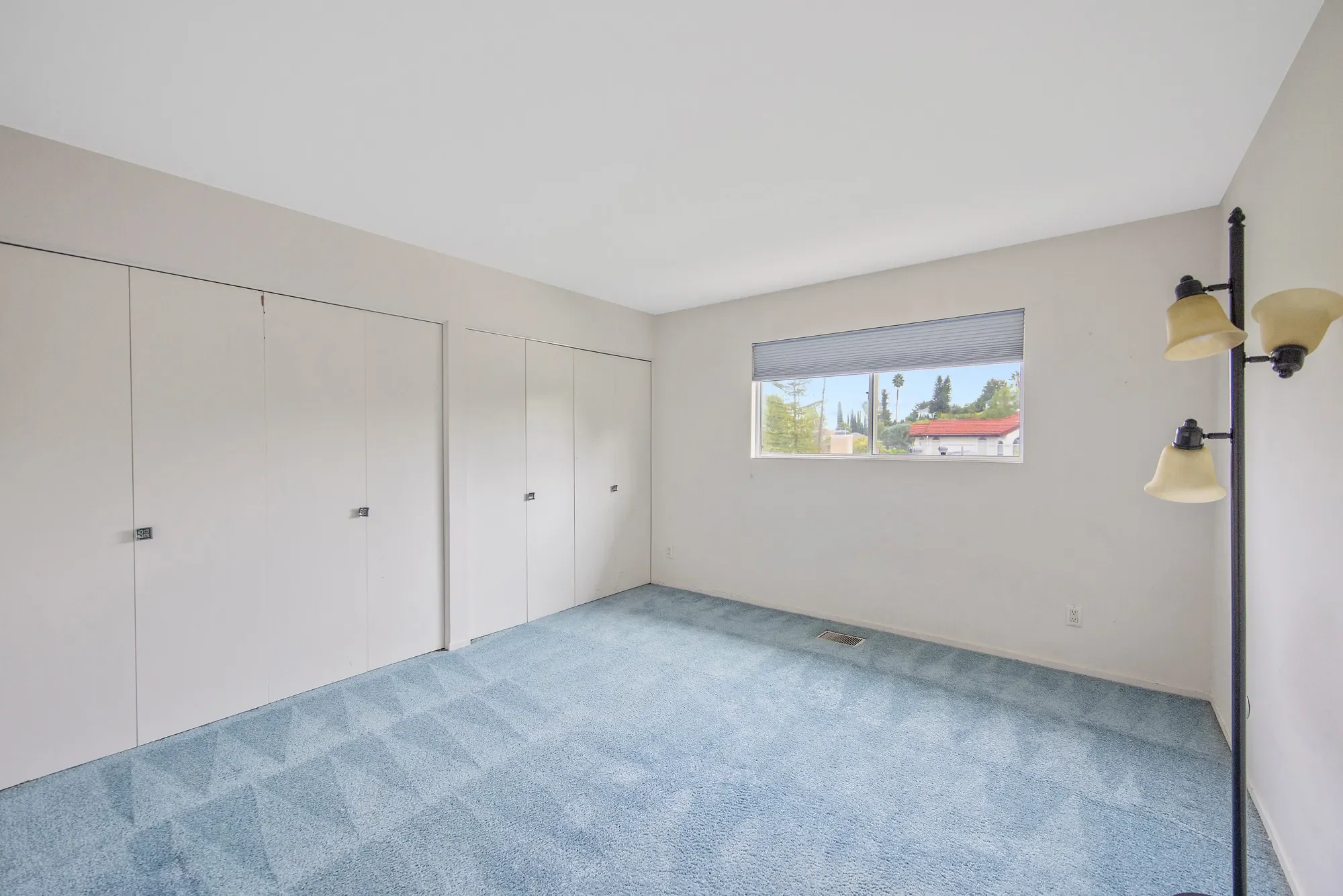 23325 Bessemer Street, Woodland Hills, CA 91367, Los Angeles, California, United States. - Photo 23