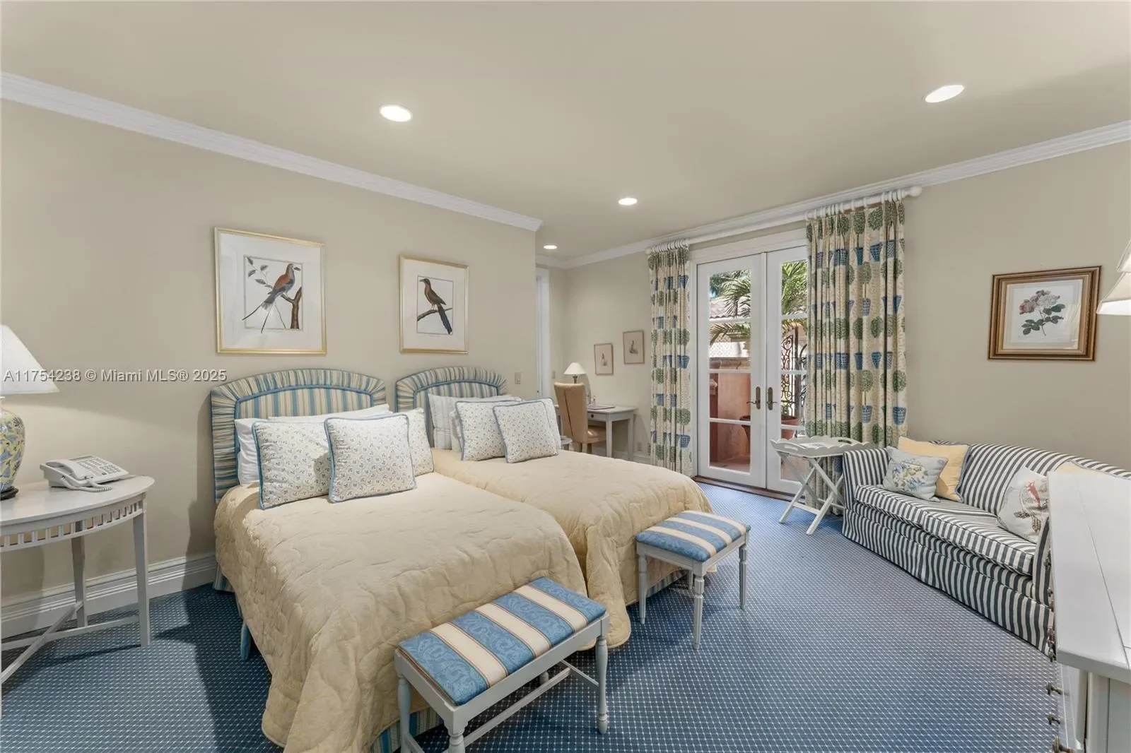 1091 Hillsboro Mile, Hillsboro Beach, Florida, United States. - Photo 33