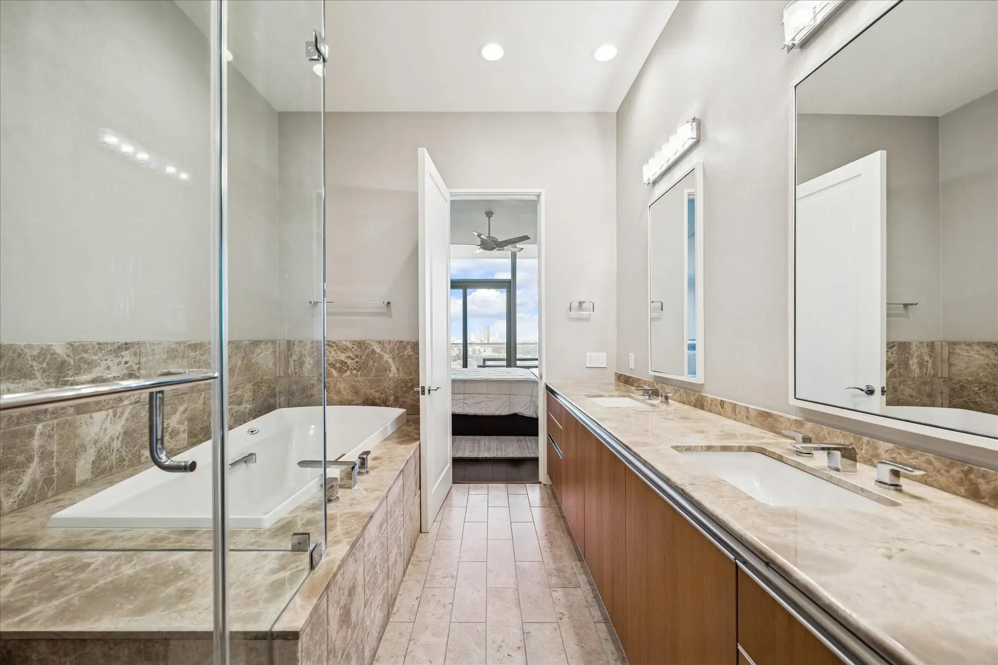 2727 Kirby Drive 12C, Houston, Texas, United States. - Photo 14