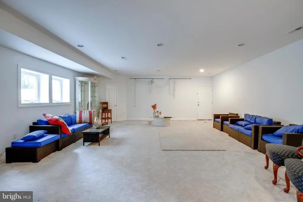 Gallery photo 3