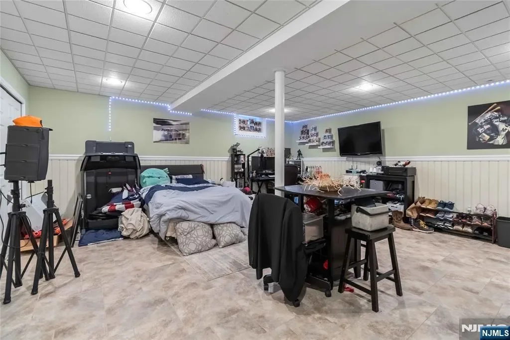 1432 Macopin Road, West Milford, NJ 07480, West Milford, New Jersey, United States. - Photo 23