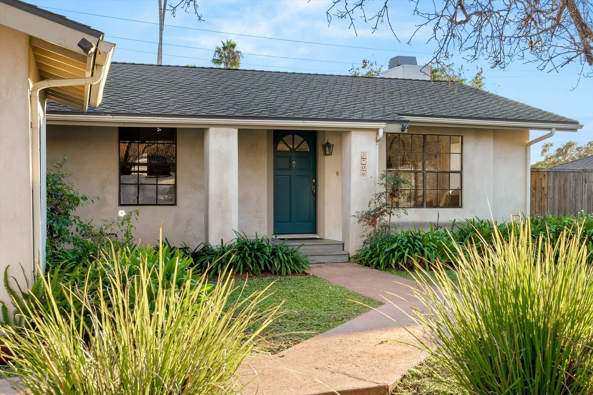 3706 Lincolnwood Drive, Santa Barbara, California, United States. - Photo 27
