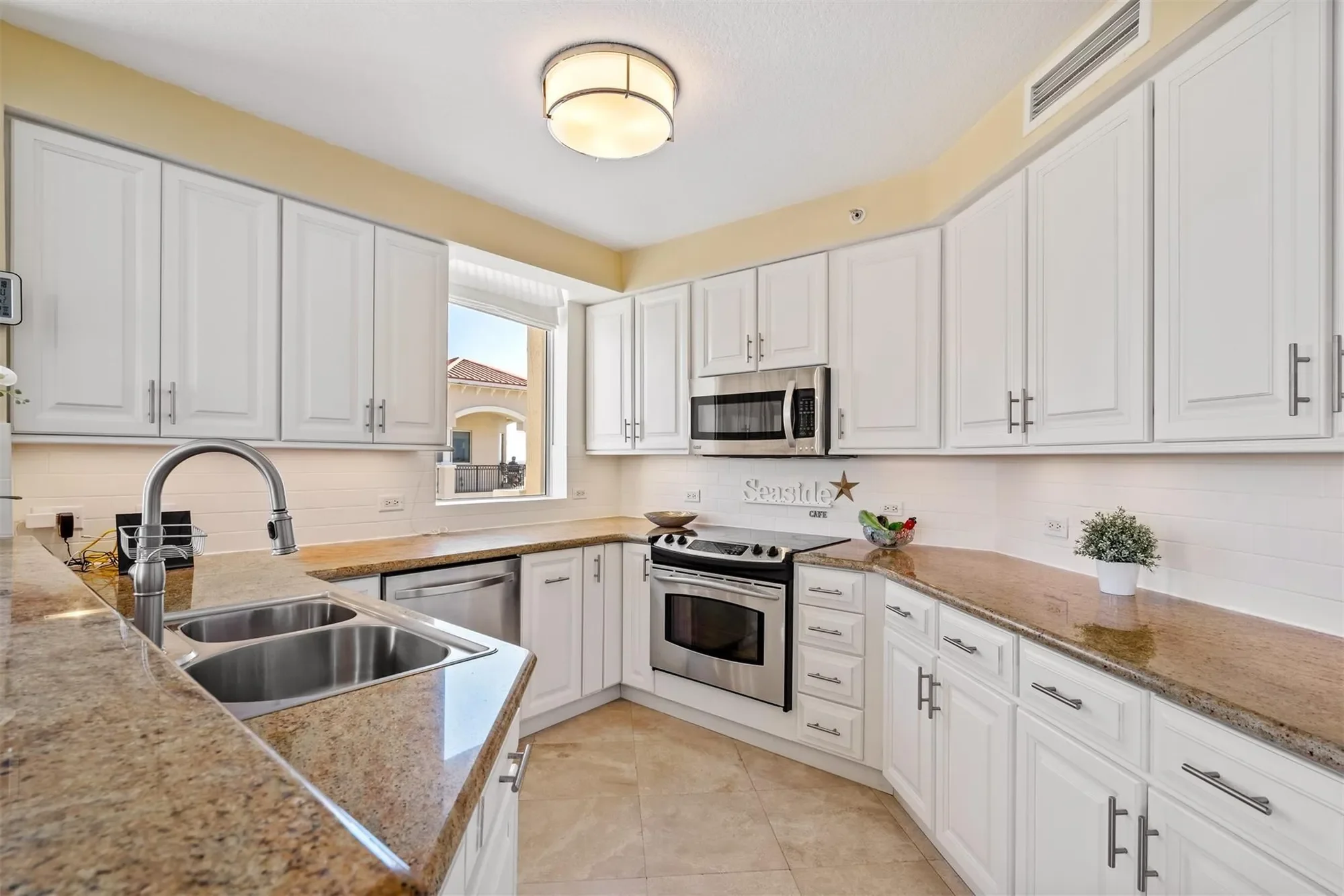 2011 N Ocean Blvd 1601N, Wilton Manors, Florida, United States. - Photo 26