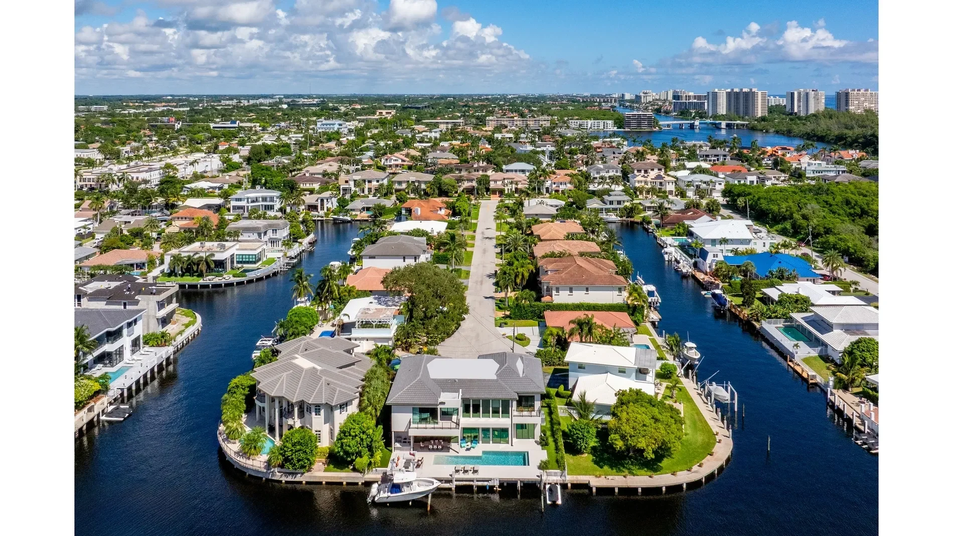 2900 NE 7th Drive, Boca Raton, Florida, United States. - Photo 7