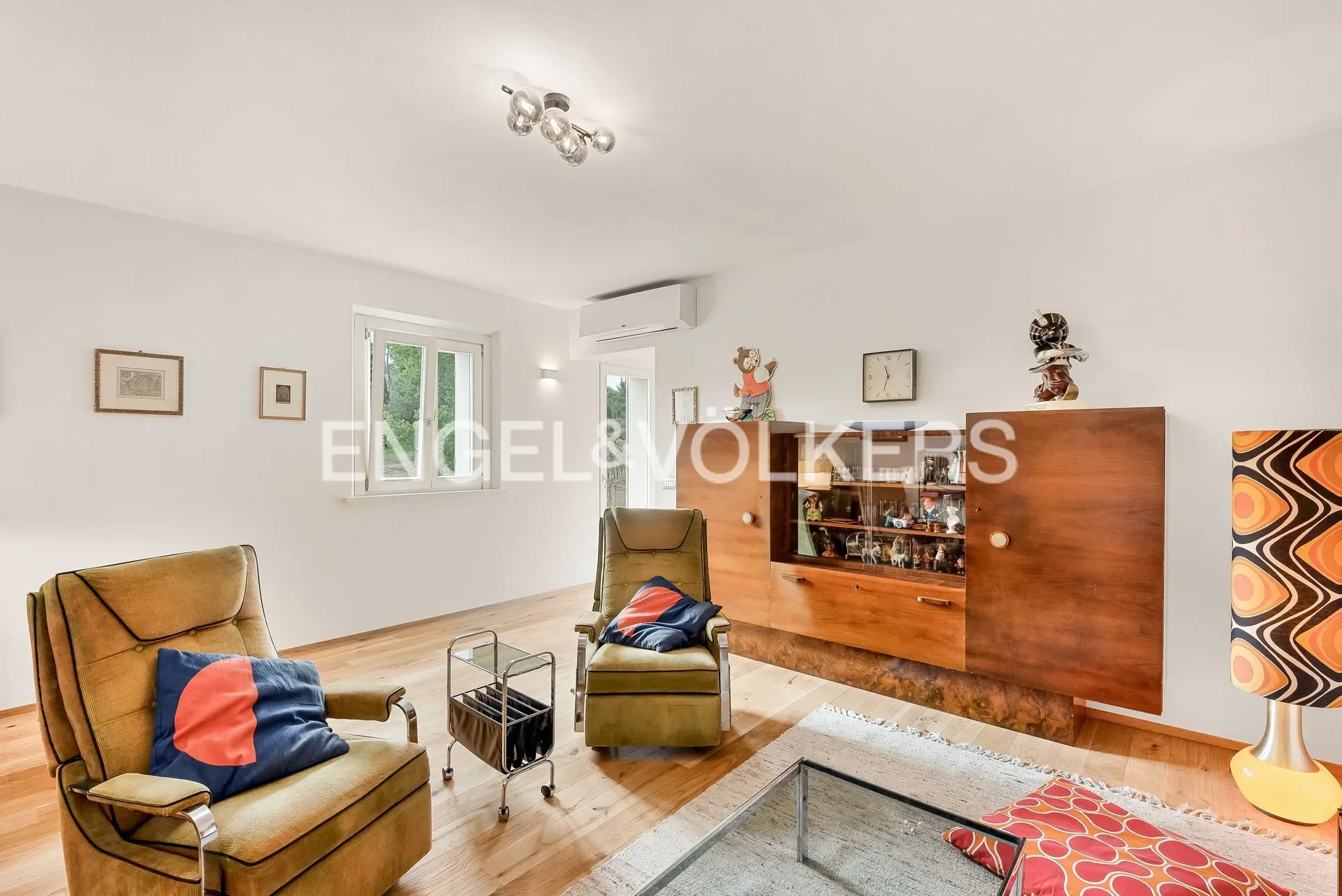 Gallery photo 9