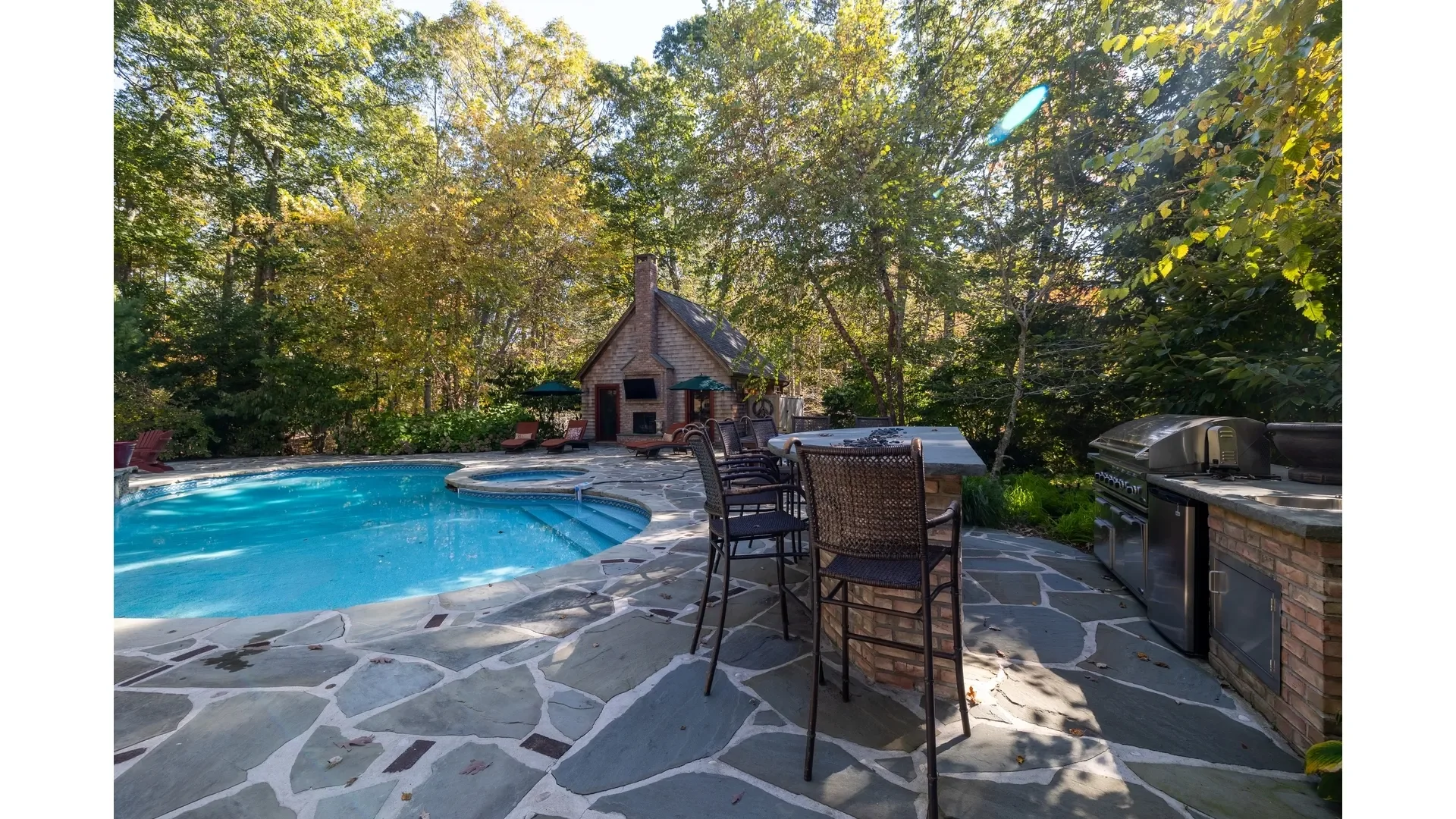 1750 Private Road #18, Peconic, New York, United States. - Photo 11
