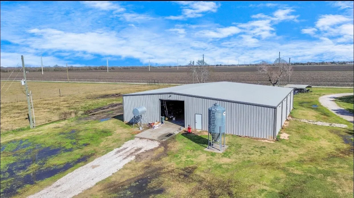 5523 Ehrman Lake Lane, Wallis, TX 77485, Wallis, Texas, United States. - Photo 12