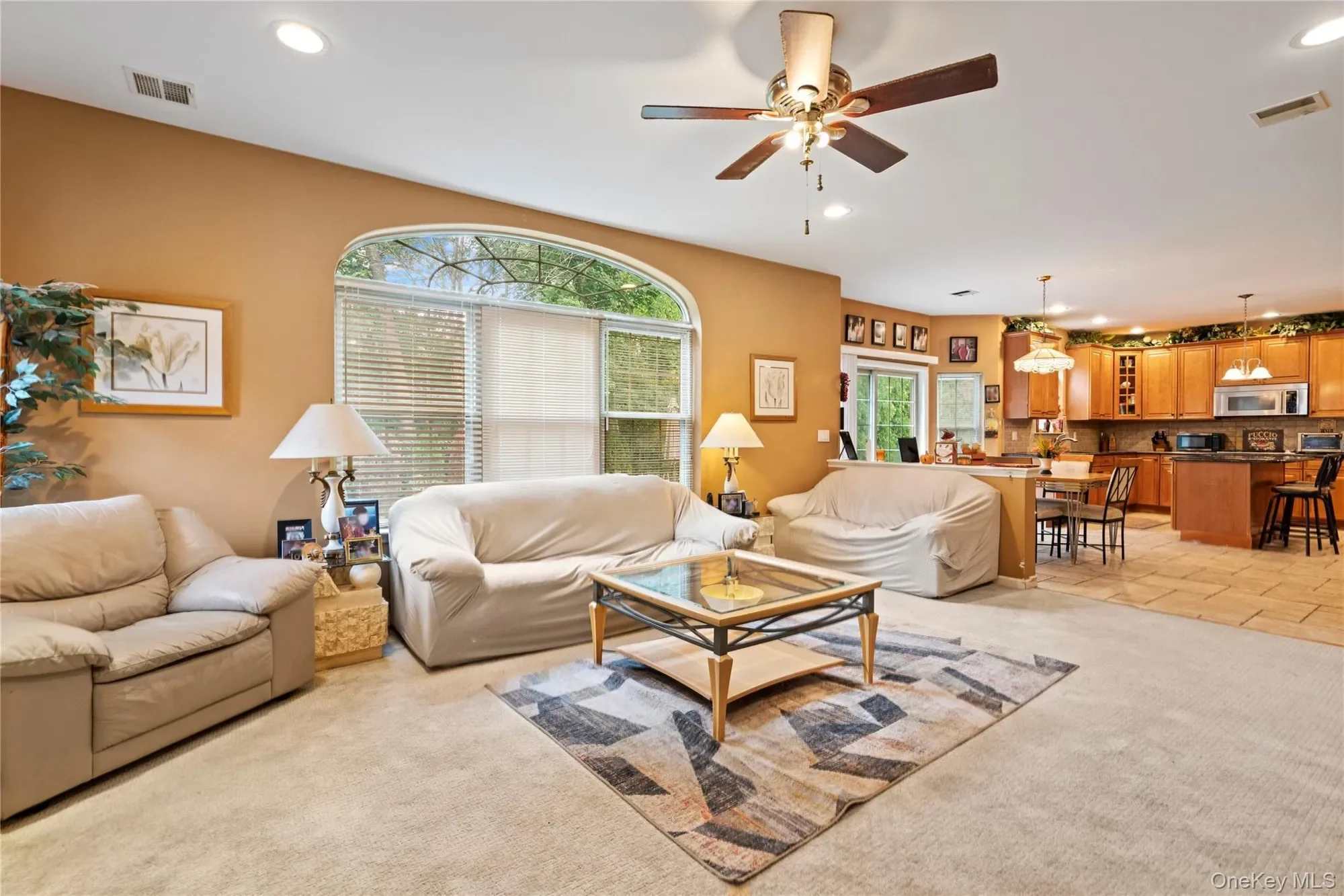 22 Southview Circle, Lake Grove, New York, United States. - Photo 17