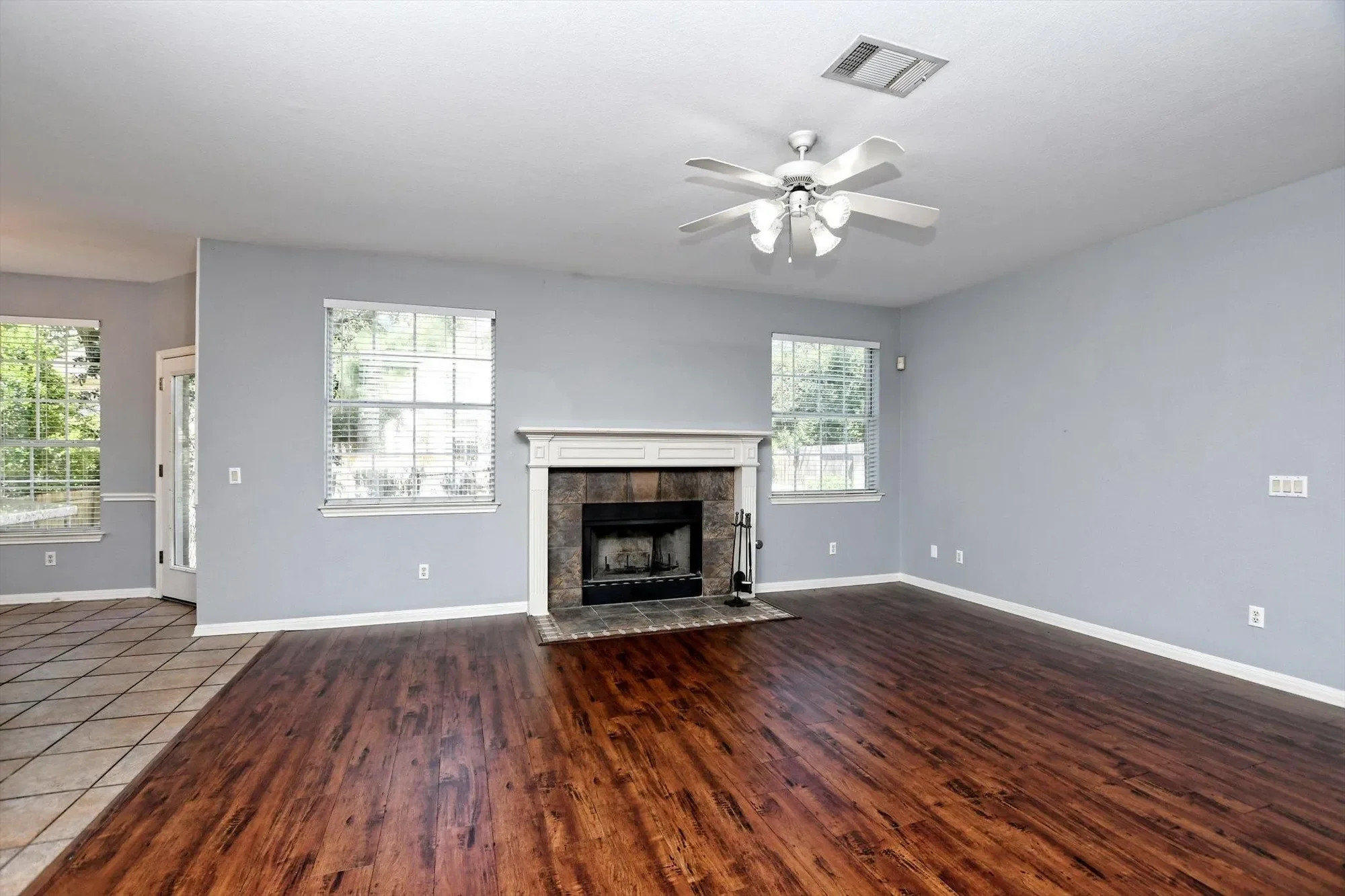 9934 Barbrook DR, Austin, Texas, United States. - Photo 3