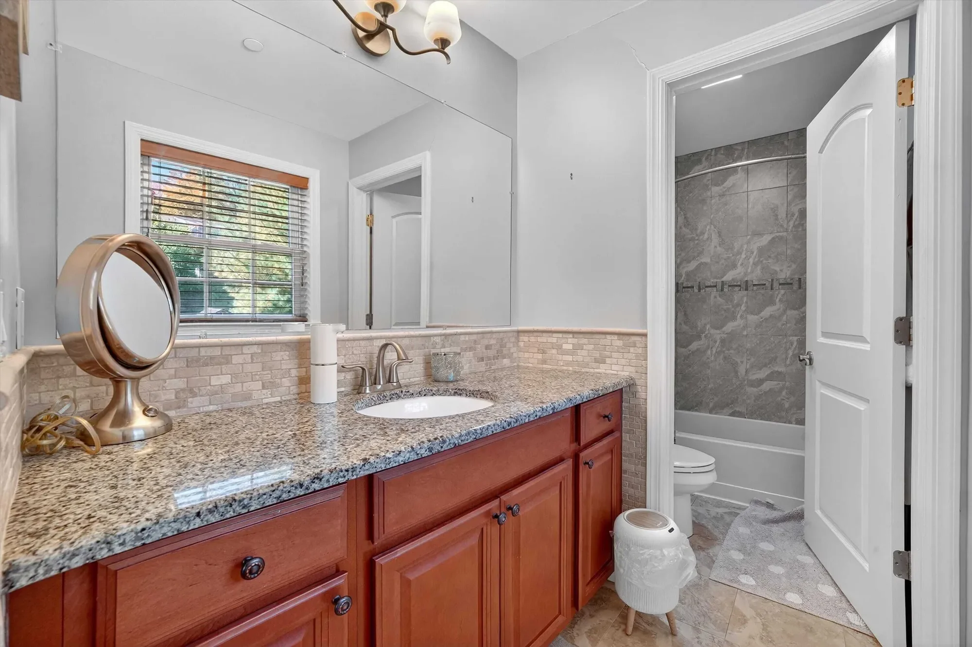 6 Clarion Drive, White Plains, NY, 10603, USA, White Plains, New York, United States. - Photo 14