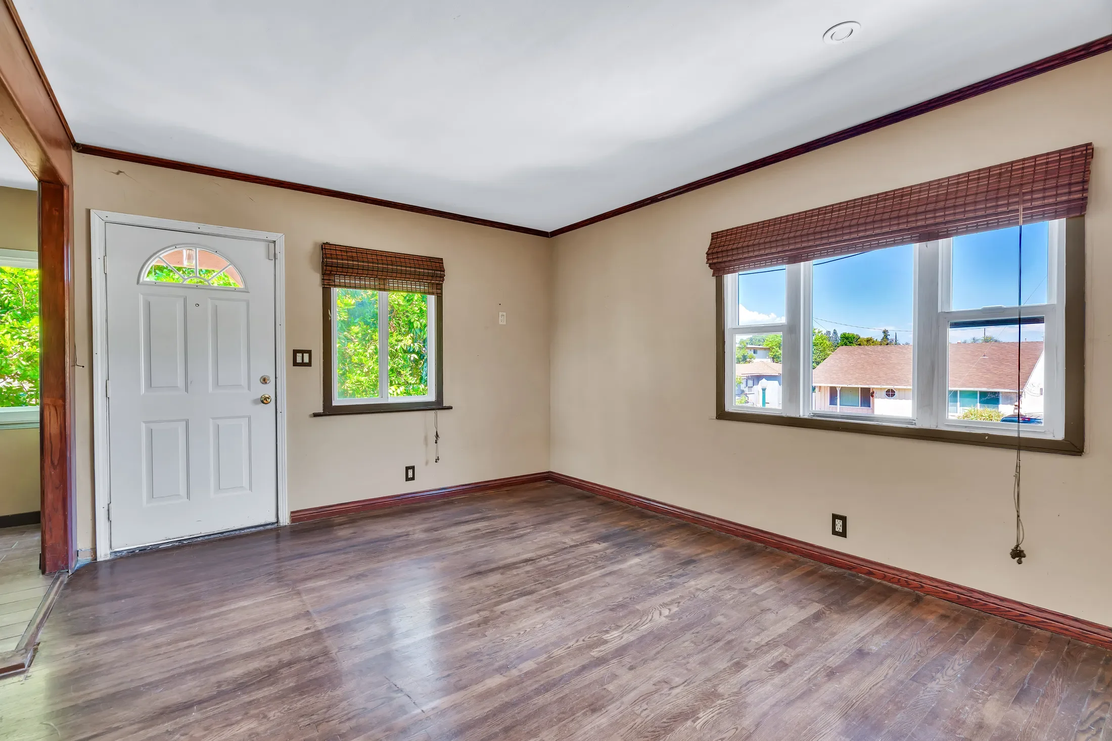 2013 South Palm Avenue , Alhambra, CA 91803, Alhambra, California, United States. - Photo 6
