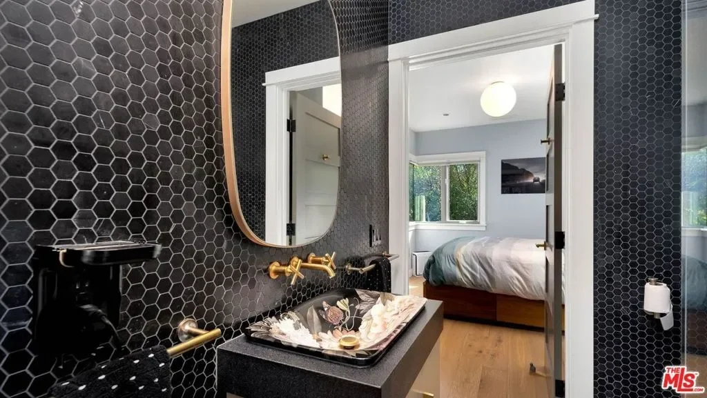 9009 Lloyd Place, Los Angeles, California, United States. - Photo 1