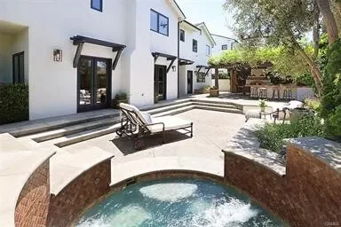 411 Snug Harbor Road, Newport Beach, CA 92663, Newport Beach, California, United States. - Photo 29