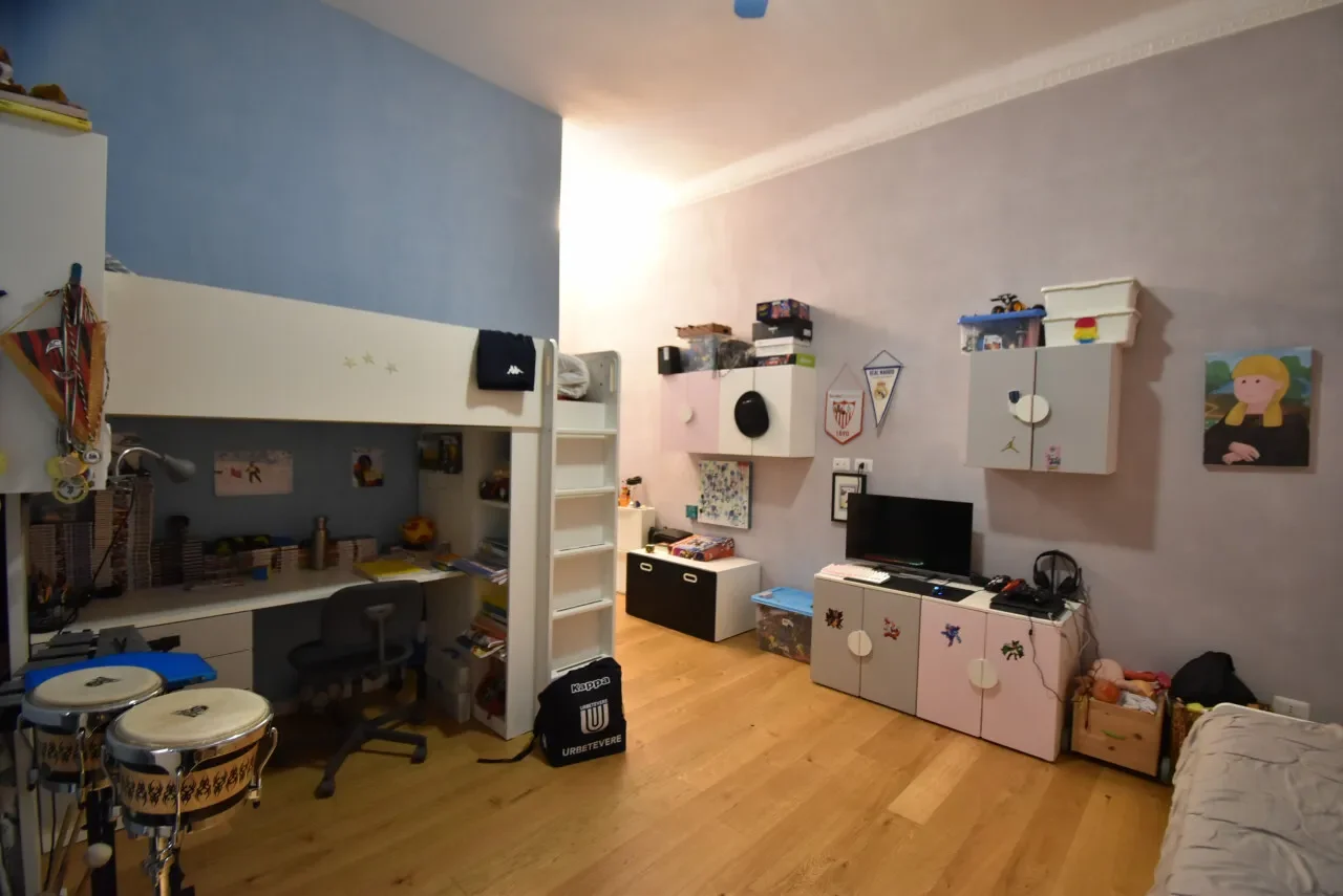 Gallery photo 11