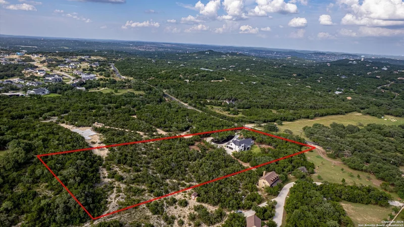22327 Scenic Loop Rd, San Antonio, TX 78255, San Antonio, Texas, United States. - Photo 41