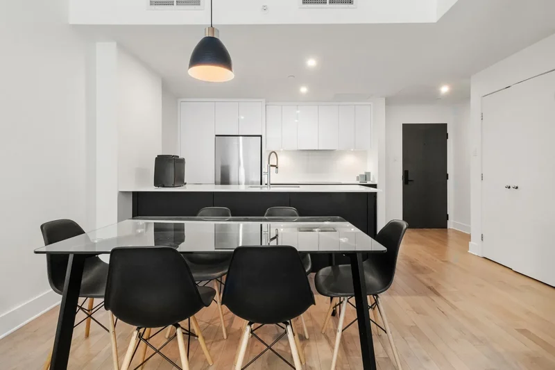 2175 Rue St-Patrick 212, Montréal, Quebec, Canada. - Photo 9