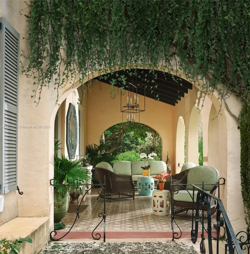 3467 N Moorings Way, Miami, Florida, United States. - Photo 13