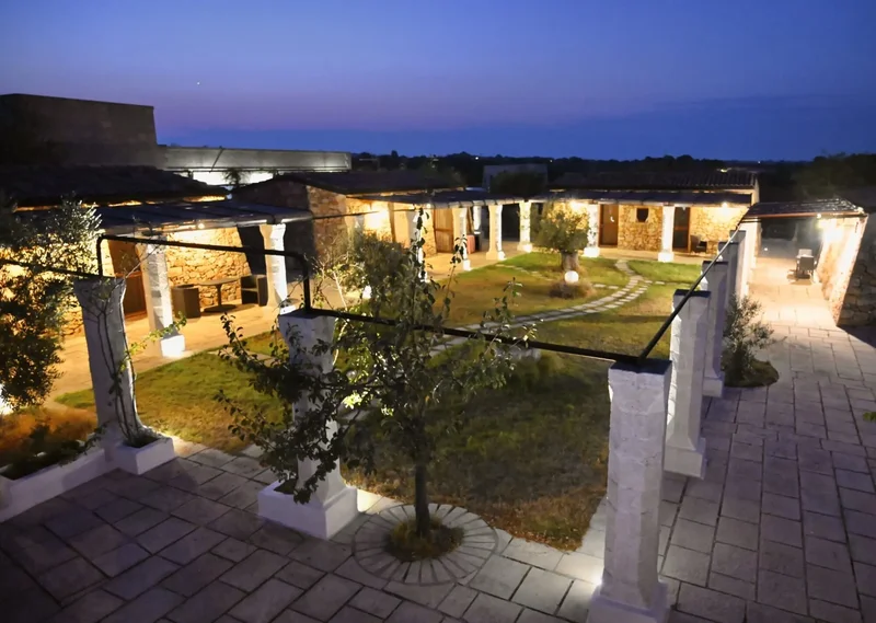 Exclusive Estate with Masseria and Pajare for sale in the heart of Salento 