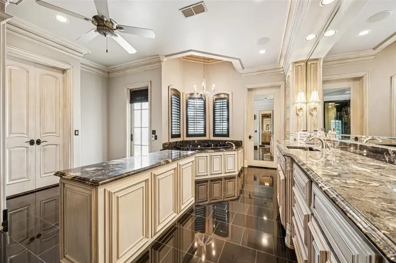 8085 Eagle Mountain Circle, Fort Worth, Texas, United States. - Photo 35