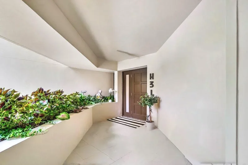 Condominium in North Palm Beach