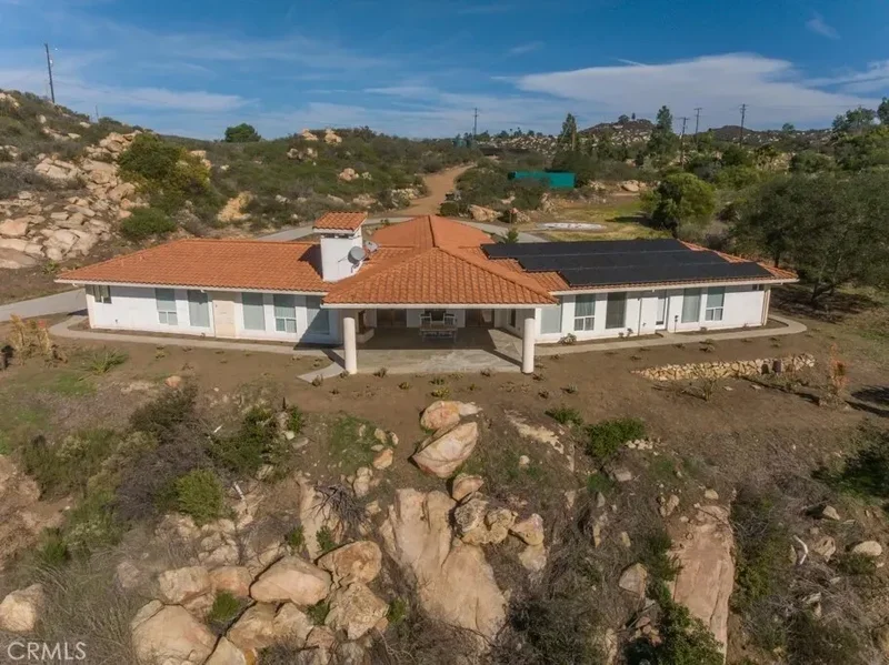 Single Family Residence in Fallbrook