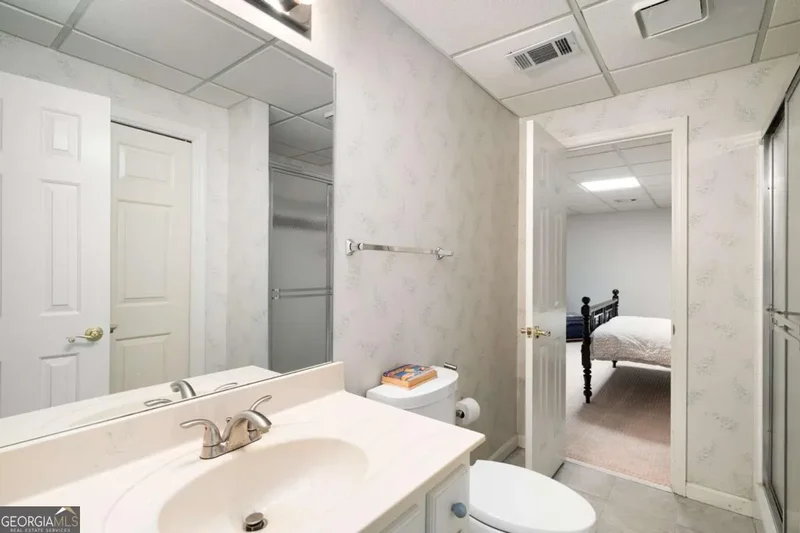 6040 Neely Farm Drive, Peachtree Corners, GA 30092, Peachtree Corners, Georgia, United States. - Photo 67