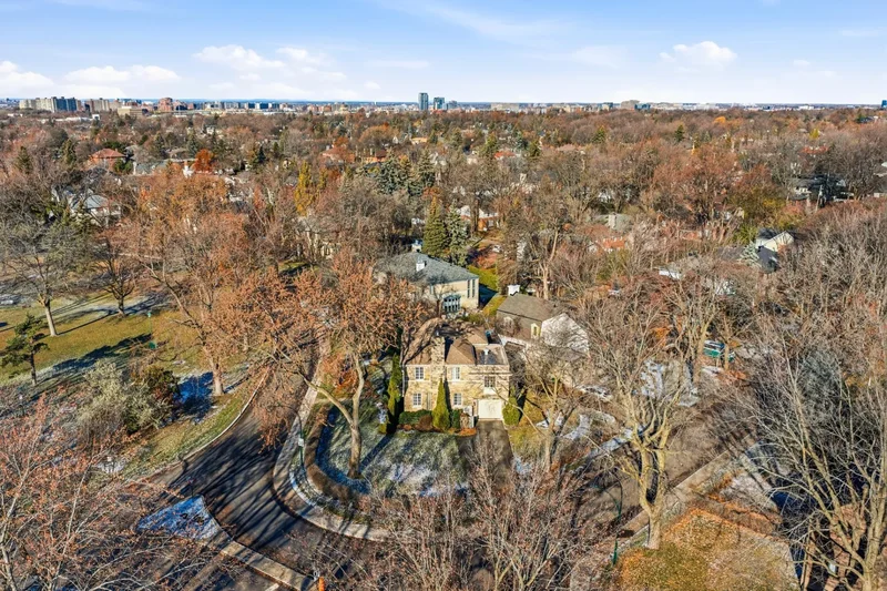 1325 Ch. St-Clare, Mount Royal, Quebec, Canada. - Photo 11