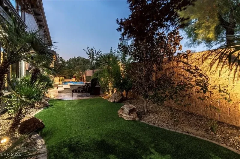 4450 Palisades Canyon Circle, Las Vegas, Nevada, United States. - Photo 73
