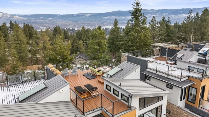 1818 Peak Point Court 3, West Kelowna, British Columbia, Canada. - Photo 34