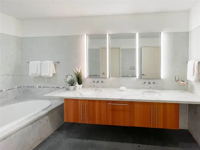 6103 Aqua Ave 301, Miami Beach, Florida, United States. - Photo 34