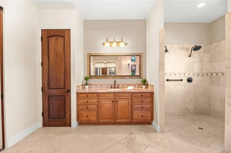 37654 Calle De Lobo, Murrieta, CA 92562, Murrieta, California, United States. - Photo 36