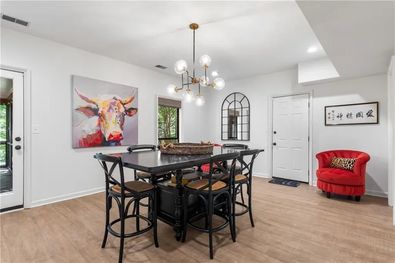 7315 Chattahoochee Bluff Drive, Atlanta, GA 30350, Atlanta, Georgia, United States. - Photo 26