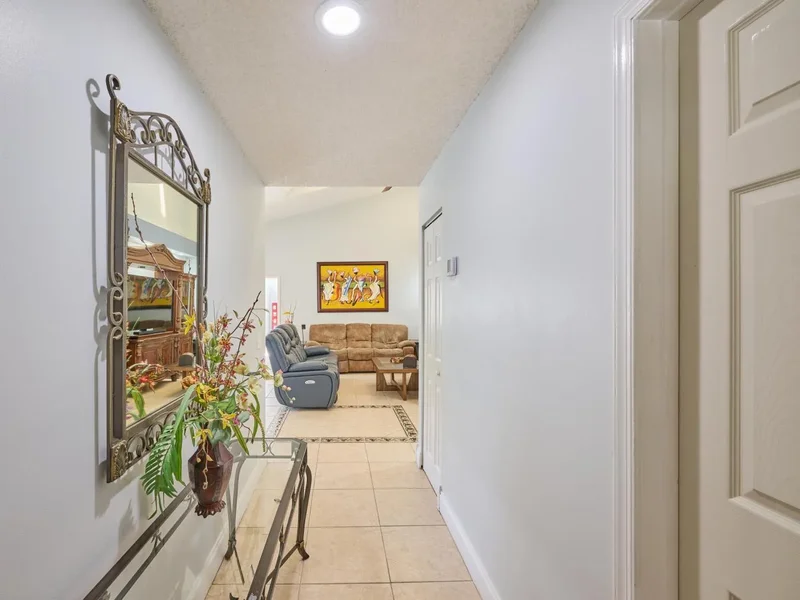 9469 Boca Gardens Circle S C, Boca Raton, Florida, United States. - Photo 33