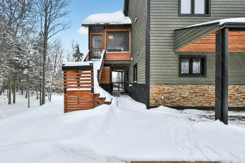 11 Ch. des Fougères, Saint-Sauveur, Quebec, Canada. - Photo 13