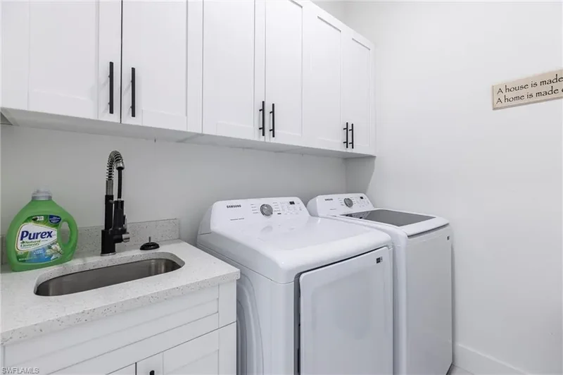 1005 NE 9th TER, Cape Coral, Florida, United States. - Photo 22