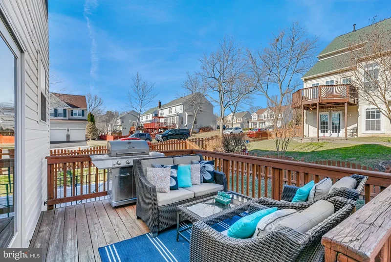 25900 Rickmansworth Lane, Chantilly, VA 20152, Chantilly, Virginia, United States. - Photo 29